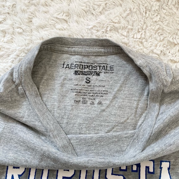 Aeropostale light gray blue and white everyday shirt sleeve t shirt - Picture 2 of 2